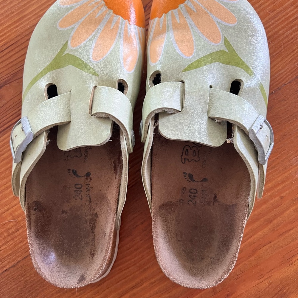 Ladies Floral Green Birkies